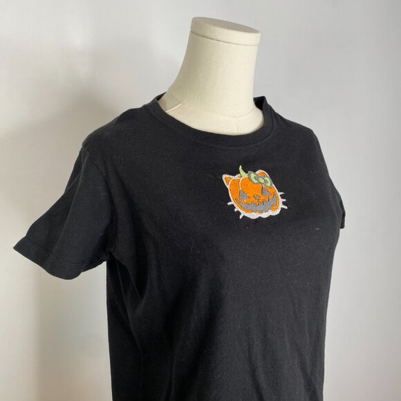 Hello Kitty Pumpkin Embroidery Shirt - Picture 4 of 6